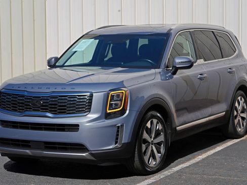 Used 2021 Kia Telluride EX w/ EX Premium Package FWD image 46