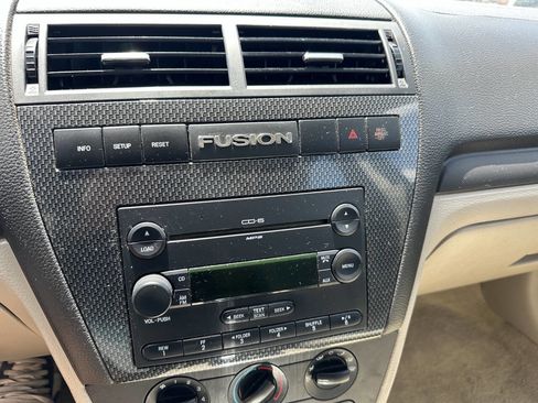 Used 2007 Ford Fusion SE image 13