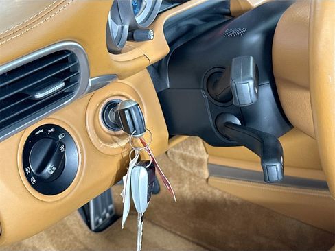 Used 2007 Porsche 911 Turbo image 32