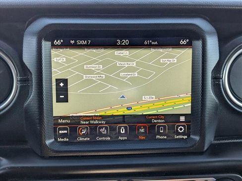 Used 2020 Jeep Gladiator Overland image 14