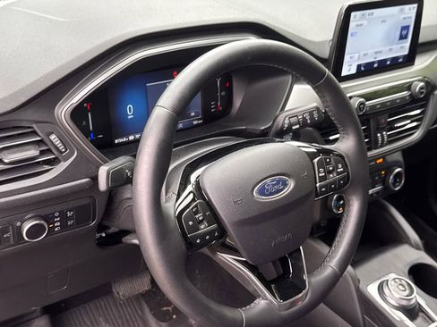 Certified 2024 Ford Escape Active w/ Cold Weather Package FWD image 5