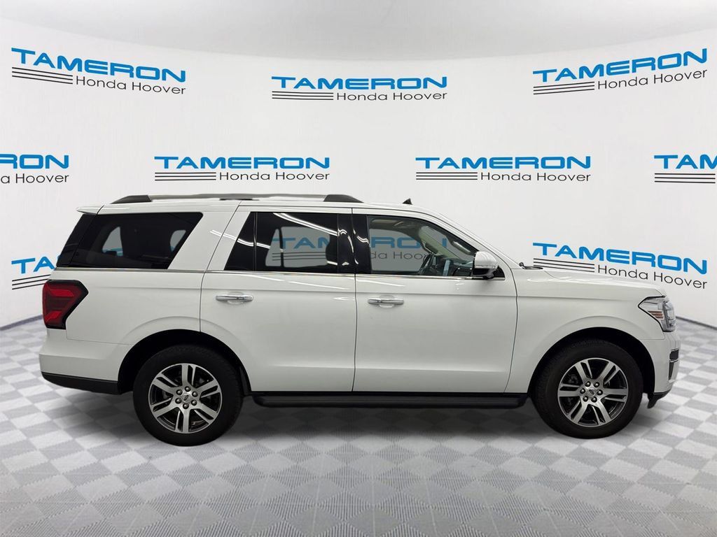 Used 2024 Ford Expedition Limited RWD image 6