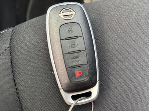 Used 2025 Nissan Sentra SV FWD image 22