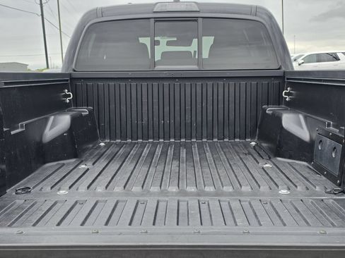 Used 2020 Toyota Tacoma SR w/ SR Convenience Package RWD image 22