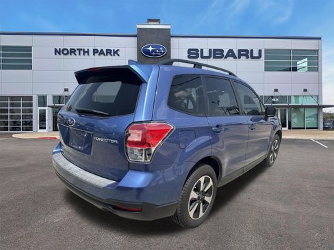 Used 2018 Subaru Forester 2.5i Premium AWD/4WD image 3