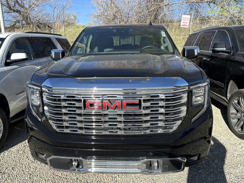 Used 2023 GMC Sierra 1500 Denali w/ Denali Reserve Package image 4