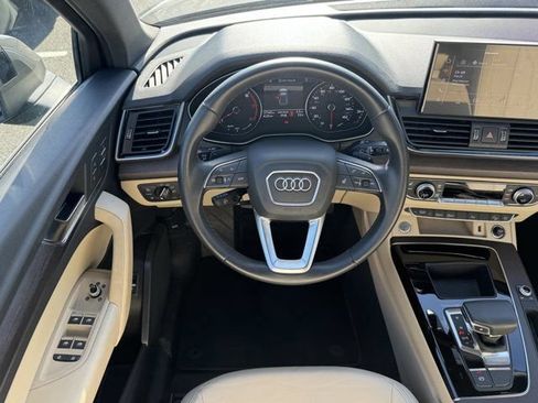 Used 2023 Audi Q5 2.0T Premium w/ Convenience Package AWD/4WD image 13
