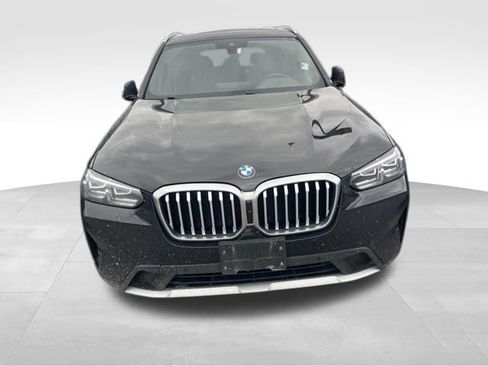 Used 2023 BMW X3 xDrive30i w/ Premium Package image 3