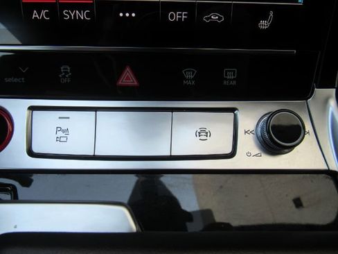 Used 2023 Audi e-tron S Premium Plus w/ Black Optic Package image 49