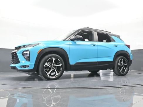 Used 2021 Chevrolet TrailBlazer RS w/ Sun and Liftgate Package FWD image 61