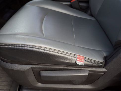 Used 2022 RAM 2500 Tradesman image 21