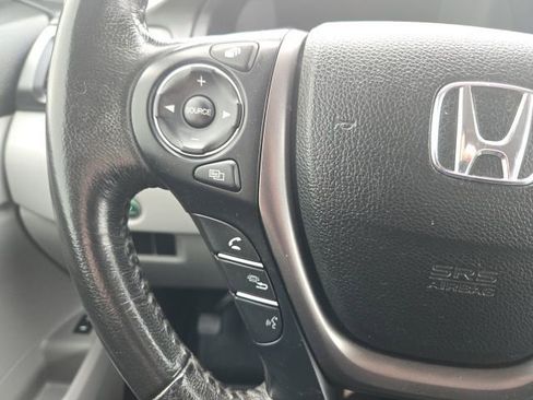 Used 2017 Honda Pilot EX-L image 19