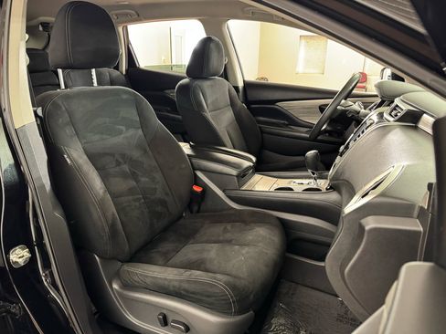 Used 2017 Nissan Murano SV image 36