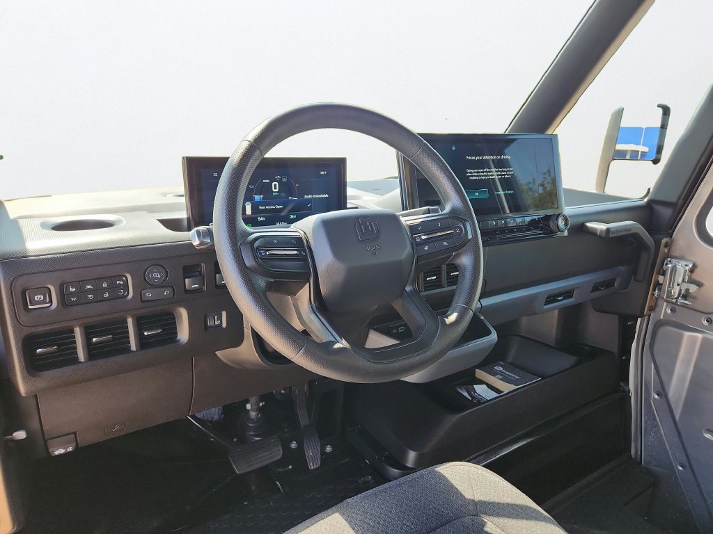 Used 2024 Chevrolet Brightdrop 600 w/ Commercial Equipment Package AWD/4WD image 10