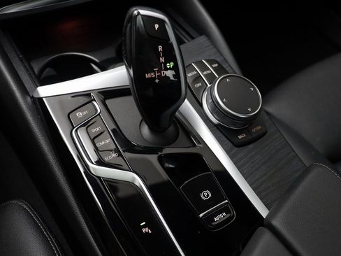 Certified 2023 BMW 530i xDrive w/ Convenience Package image 12