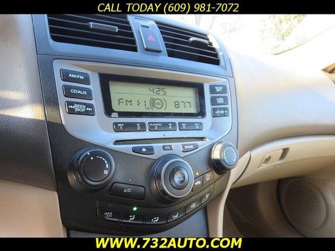 Used 2006 Honda Accord LX image 11