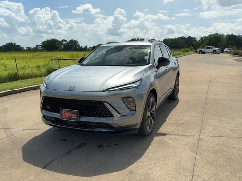 New 2025 Buick Envision Sport Touring image 4