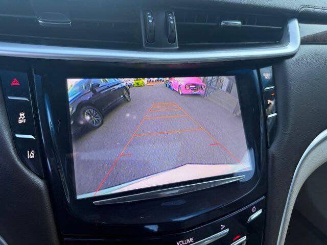 Used 2013 Cadillac XTS Premium AWD/4WD image 27