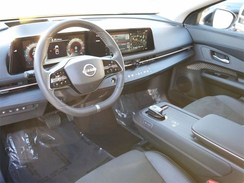Used 2024 Nissan Ariya AWD image 20