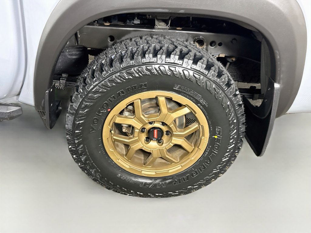 Certified 2022 Nissan Frontier PRO-4X AWD/4WD image 37