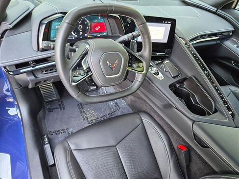 Used 2025 Chevrolet Corvette Stingray Preferred Conv w/ Z51 Performance Package RWD image 10