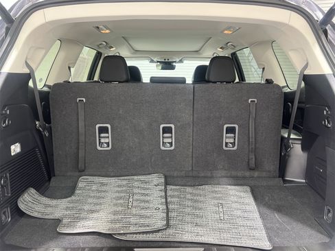 Used 2024 Subaru Ascent Limited w/ Technology Package image 25