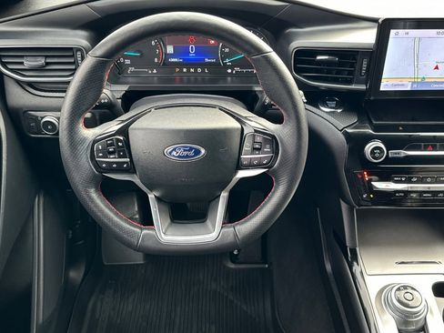 Used 2022 Ford Explorer ST-Line w/ Class IV Trailer Tow Package image 11