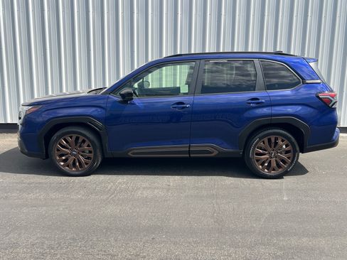 Certified 2025 Subaru Forester Sport AWD/4WD image 3