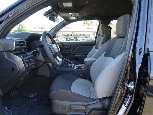 New 2026 Toyota 4Runner TRD Off-Road image 10