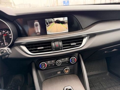 Used 2020 Alfa Romeo Stelvio Ti w/ Active Blind Spot Package image 11