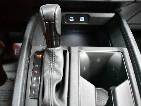 Used 2025 Honda Accord SE image 30