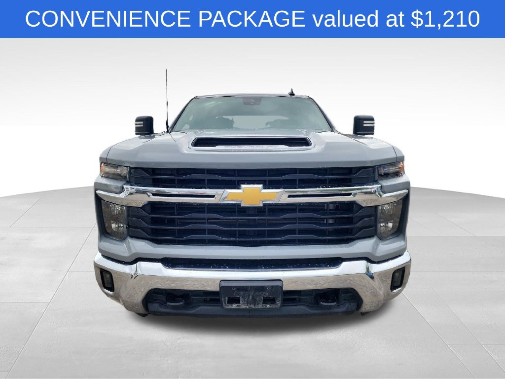 Used 2024 Chevrolet Silverado 2500 LT w/ Convenience Package AWD/4WD image 2