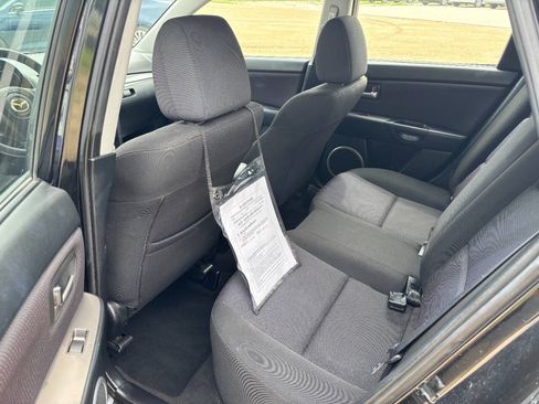 Used 2007 MAZDA MAZDA3 s Touring FWD image 4