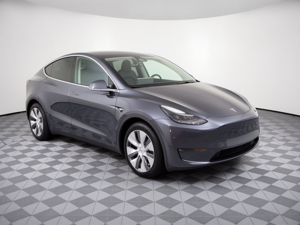 Used 2023 Tesla Model Y Long Range AWD/4WD image 7