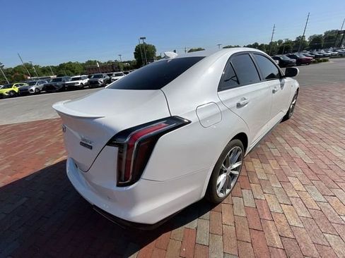 Used 2023 Cadillac CT4 Sport RWD image 18