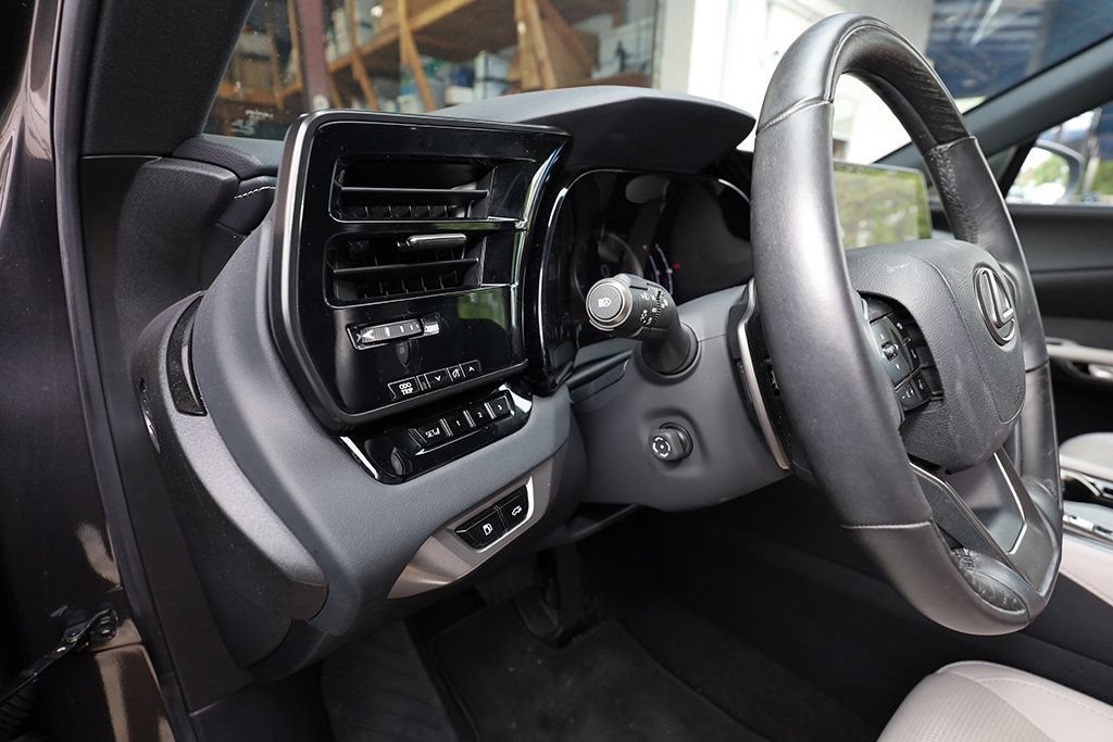 Used 2024 Lexus RX 350 Premium Plus w/ Accessory Package (Z1) FWD image 34