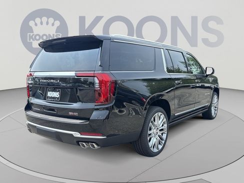 New 2026 GMC Yukon XL Denali w/ Denali Reserve Package AWD/4WD image 5