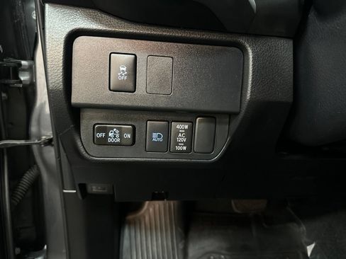 Used 2023 Toyota Tacoma TRD Sport w/ Technology Package AWD/4WD image 33