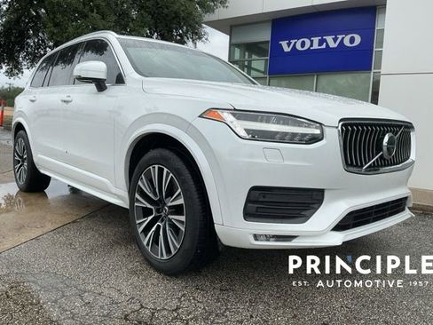 Used 2021 Volvo XC90 T5 Momentum w/ Protection Package Premier FWD image 1