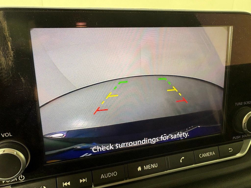 Used 2024 Nissan Rogue SV FWD image 35