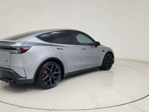 Used 2026 Tesla Model Y Performance AWD/4WD image 10