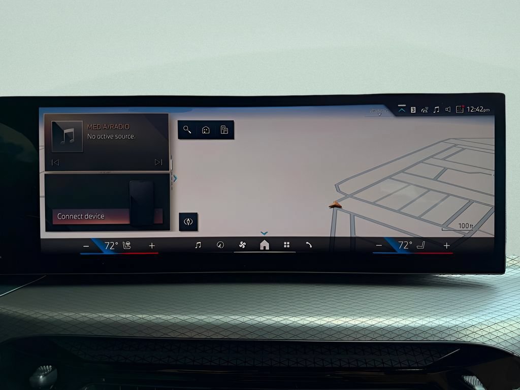 New 2026 BMW 330i Sedan w/ Premium Package RWD image 19