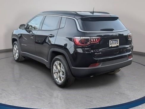 New 2026 Jeep Compass Latitude image 7