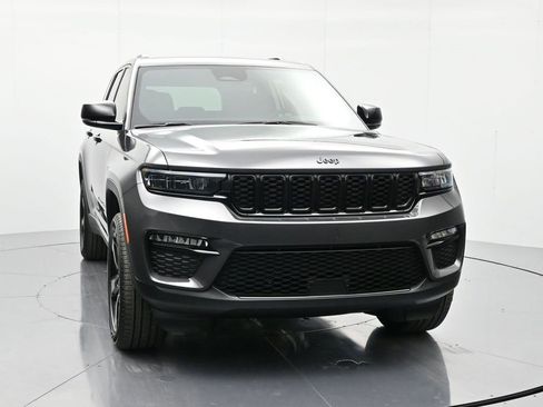 New 2025 Jeep Grand Cherokee Limited image 2