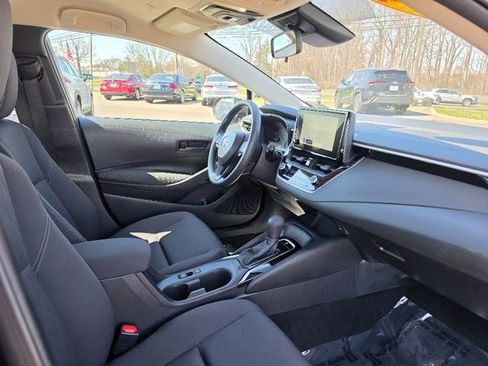 Used 2024 Toyota Corolla LE w/ LE Convenience Package image 11
