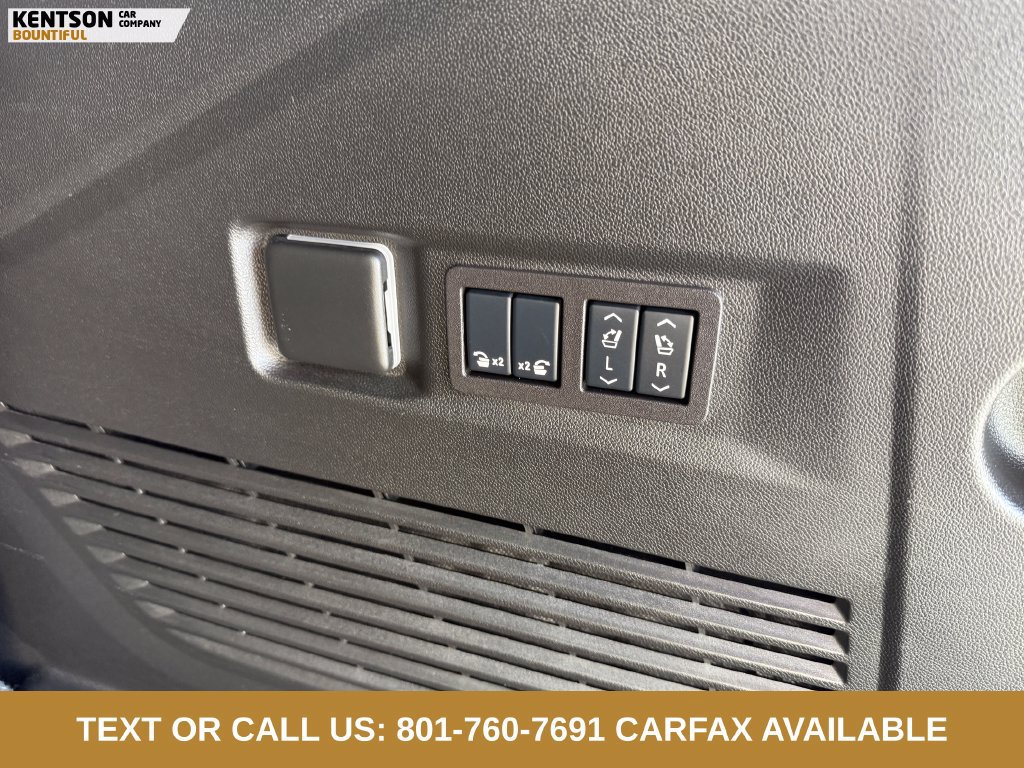 Used 2024 GMC Yukon Denali Ultimate AWD/4WD image 43
