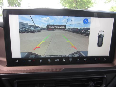 Used 2025 Ford Bronco Sport Outer Banks AWD/4WD image 18