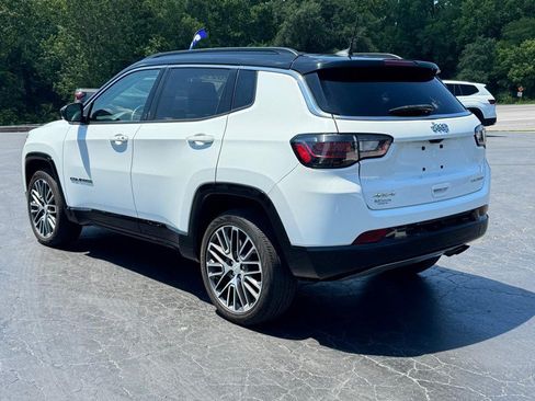 Used 2022 Jeep Compass Limited w/ Elite Group AWD/4WD image 5