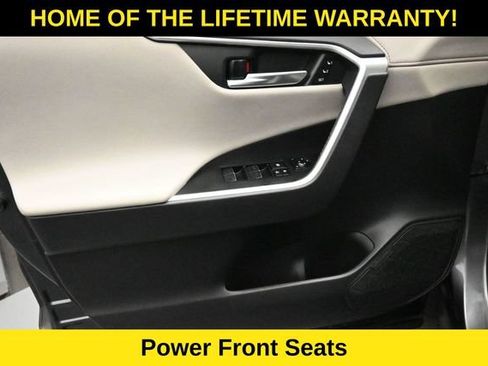 Used 2021 Toyota RAV4 Limited AWD/4WD image 11