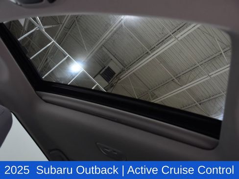Used 2025 Subaru Outback Premium image 23
